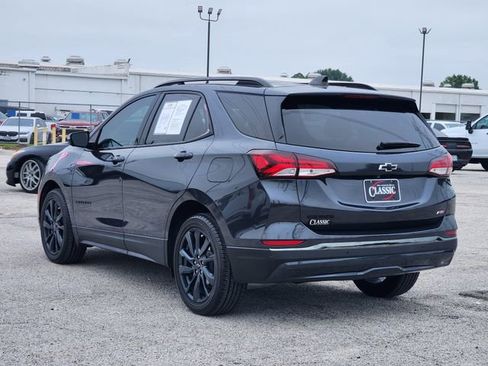 Used 2022 Chevrolet Equinox RS w/ RS Leather Package FWD image 5