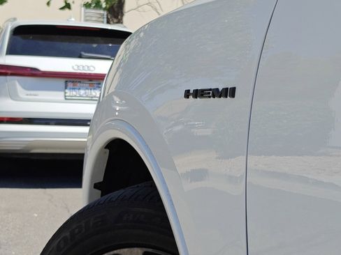 Used 2021 Dodge Durango R/T w/ Blacktop Package image 36