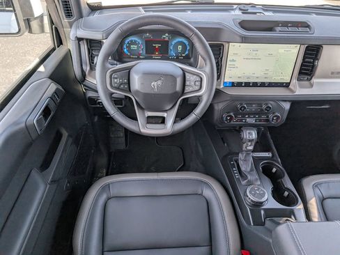 New 2026 Ford Bronco Outer Banks AWD/4WD image 8