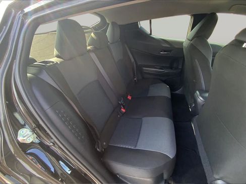 Used 2020 Toyota C-HR LE FWD image 20