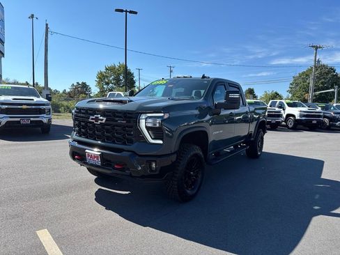 Used 2026 Chevrolet Silverado 2500 ZR2 AWD/4WD image 13