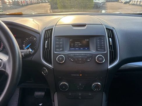 Used 2016 Ford Edge SE image 14