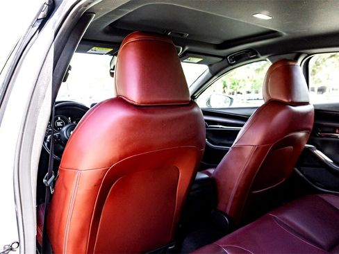 Used 2024 MAZDA MAZDA3 s image 28