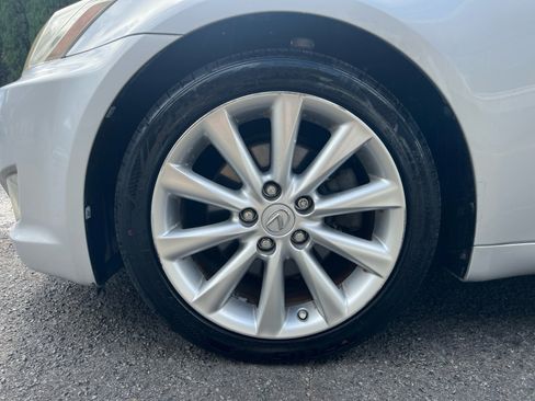 Used 2010 Lexus IS 250 RWD image 20