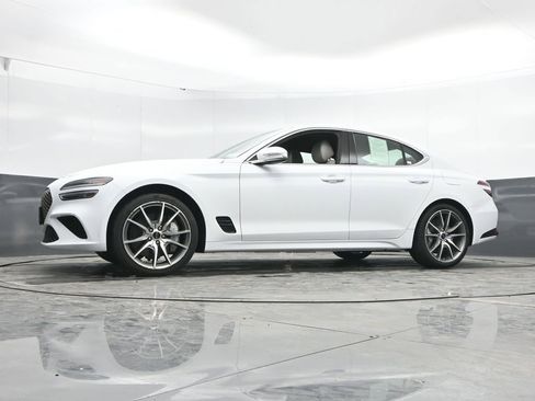 Used 2024 Genesis G70 2.5T image 43