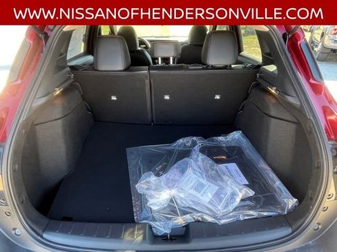 New 2026 Nissan Kicks SR w/ Cold Weather Package AWD/4WD image 29