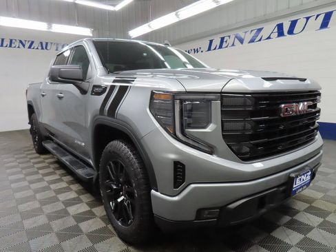 Used 2025 GMC Sierra 1500 Elevation image 3