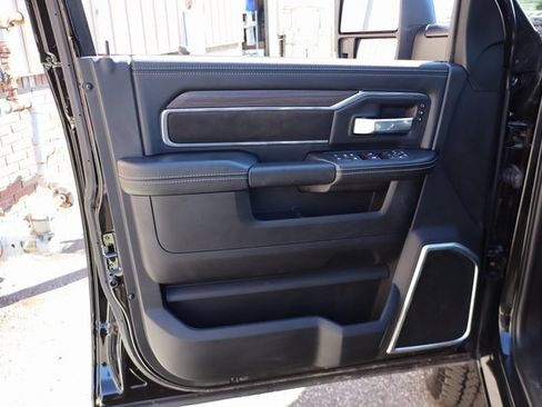 Used 2025 RAM 2500 Laramie w/ Night Edition image 10