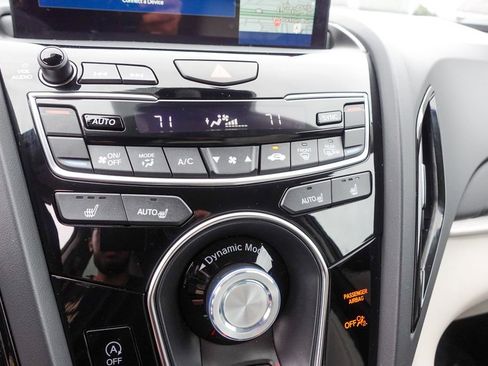 Certified 2025 Acura RDX w/ Technology Package image 19