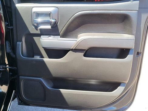 Used 2017 Chevrolet Silverado 1500 LT w/ Texas Edition RWD image 16