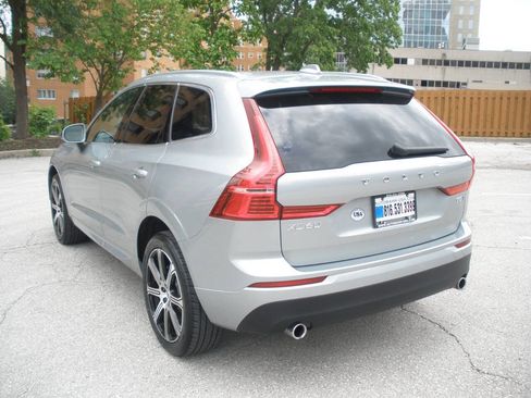 Used 2018 Volvo XC60 T5 Momentum AWD/4WD image 9