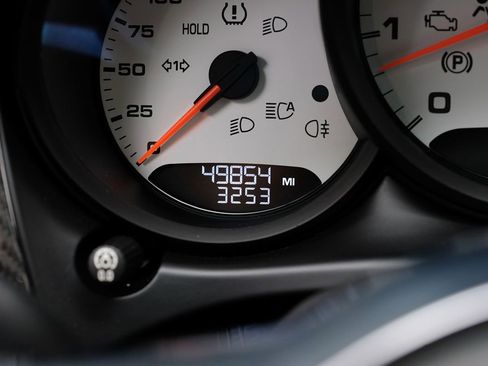 Used 2016 Porsche Macan Turbo image 18