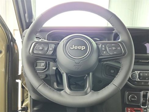 New 2026 Jeep Gladiator Rubicon image 21