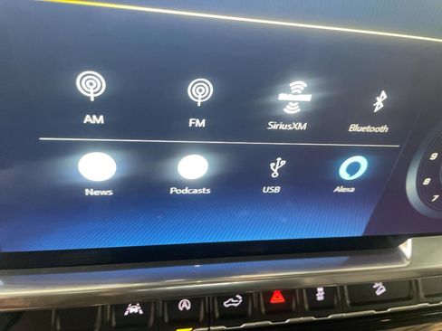 Used 2022 Chevrolet Silverado 1500 LT Trail Boss w/ Convenience Package II image 17