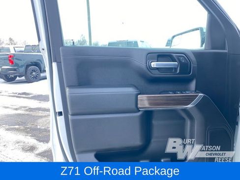 Used 2020 Chevrolet Silverado 1500 LT w/ All-Star Edition image 11