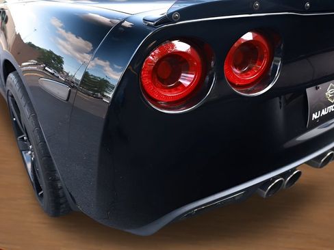Used 2008 Chevrolet Corvette Coupe RWD image 9