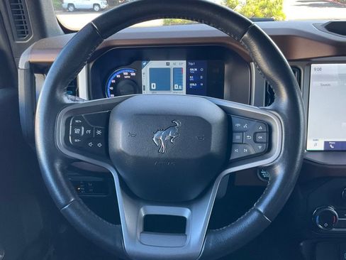 Used 2023 Ford Bronco Outer Banks AWD/4WD image 50