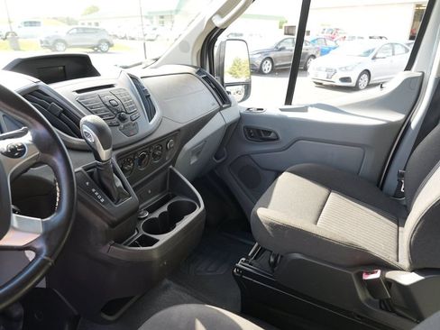 Used 2016 Ford Transit 150 130 Low Roof RWD image 19