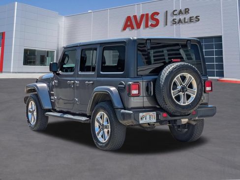 Used 2022 Jeep Wrangler Unlimited Sahara w/ Cold Weather Group AWD/4WD image 9