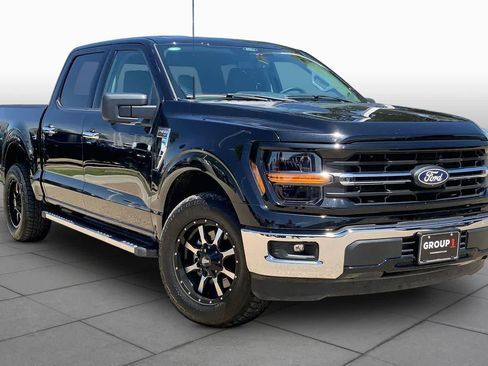 Used 2024 Ford F150 XLT w/ Mobile Office Package RWD image 3