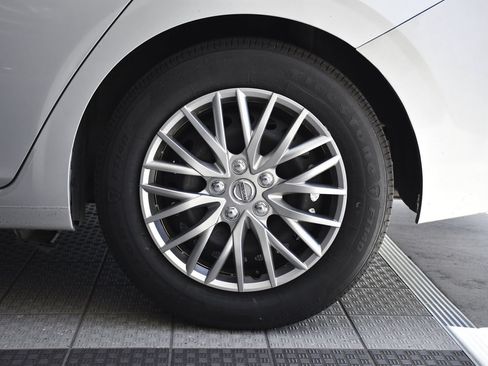 Used 2021 Nissan Sentra S FWD image 30