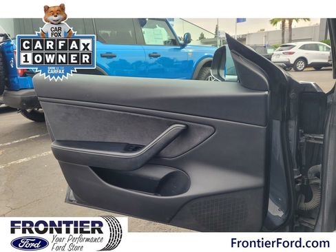 Used 2020 Tesla Model 3 Performance image 13