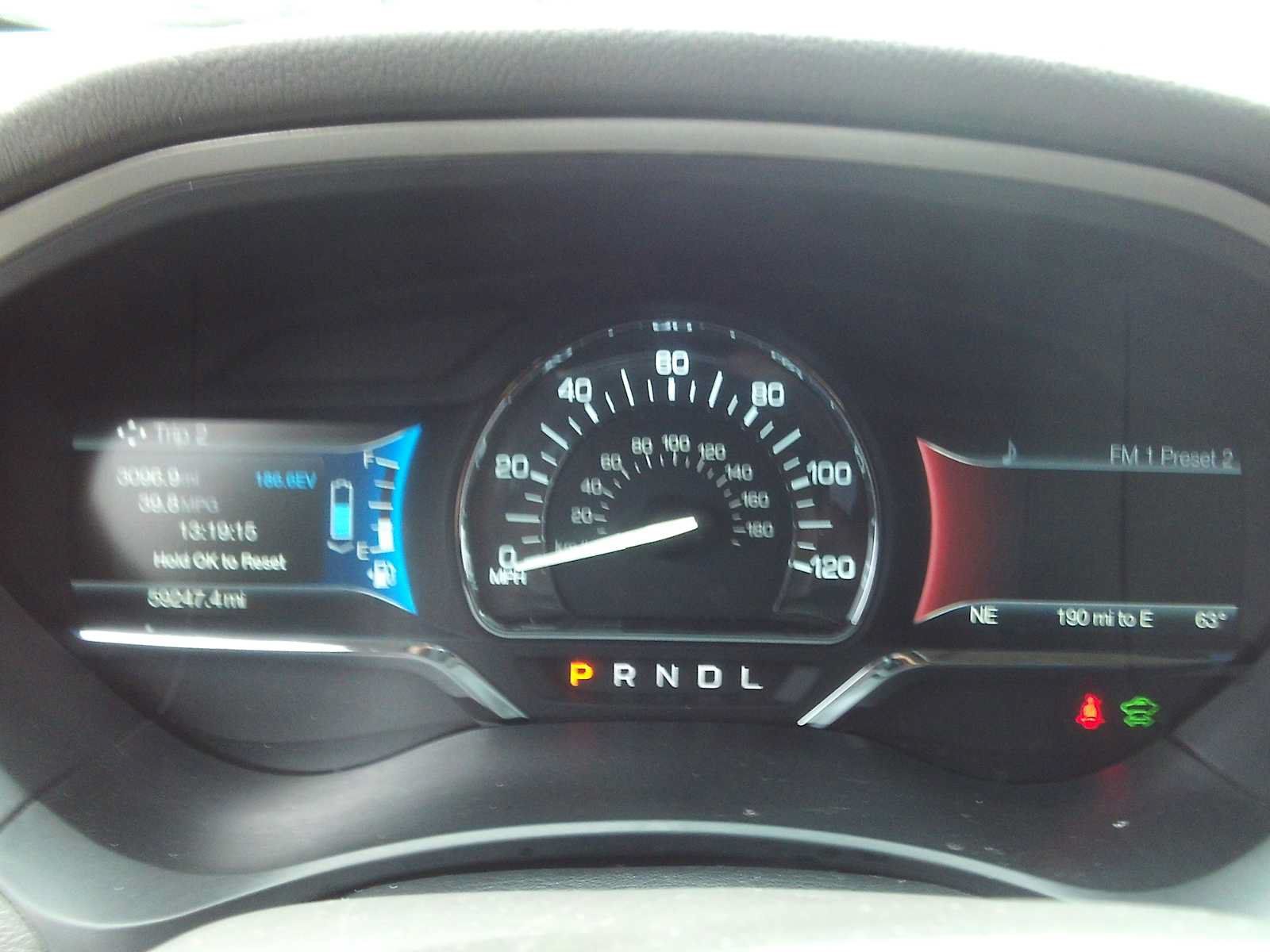 Used 2016 Lincoln MKZ Hybrid w/ Equipment Group 600A Reserve FWD image 9