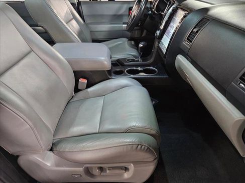 Used 2021 Toyota Sequoia Limited image 20