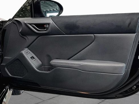 Used 2022 Toyota GR86 Premium w/ ALL Weather Mat Package (TMS) RWD image 19