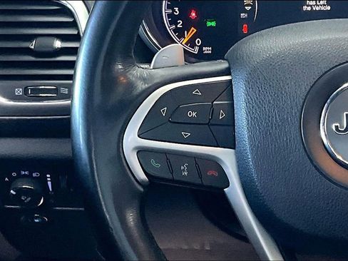 Used 2015 Jeep Grand Cherokee Altitude image 11