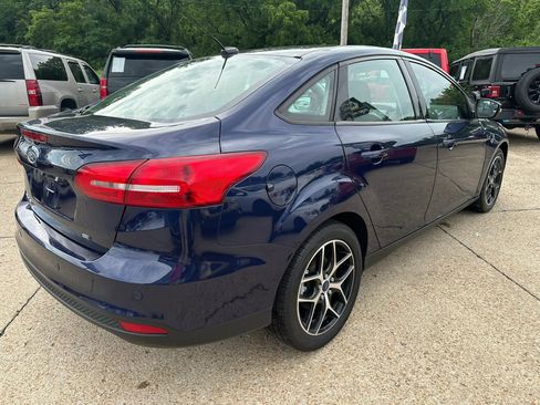 Used 2017 Ford Focus SEL w/ Cold Weather Package FWD image 7