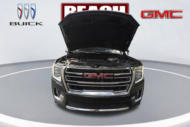 Used 2023 GMC Yukon SLT w/ SLT Premium Package AWD/4WD image 7