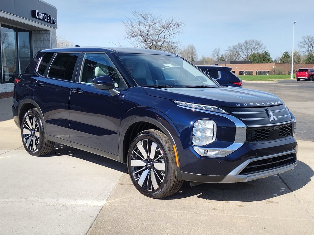New 2026 Mitsubishi Outlander SE AWD/4WD image 14