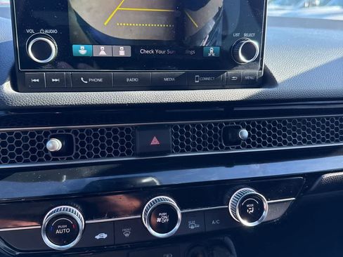 Used 2025 Honda Civic Sport image 10