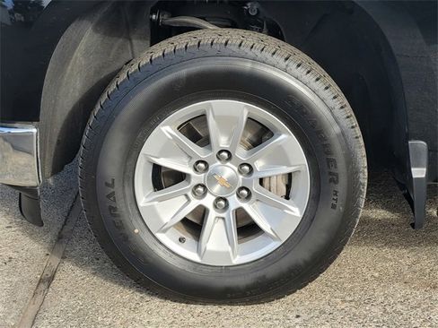 Used 2024 Chevrolet Silverado 1500 LT w/ Protection Package image 11