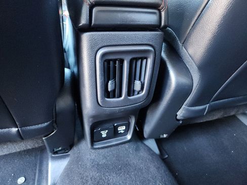 Used 2017 Jeep Compass Trailhawk w/ Leather Interior Group image 32