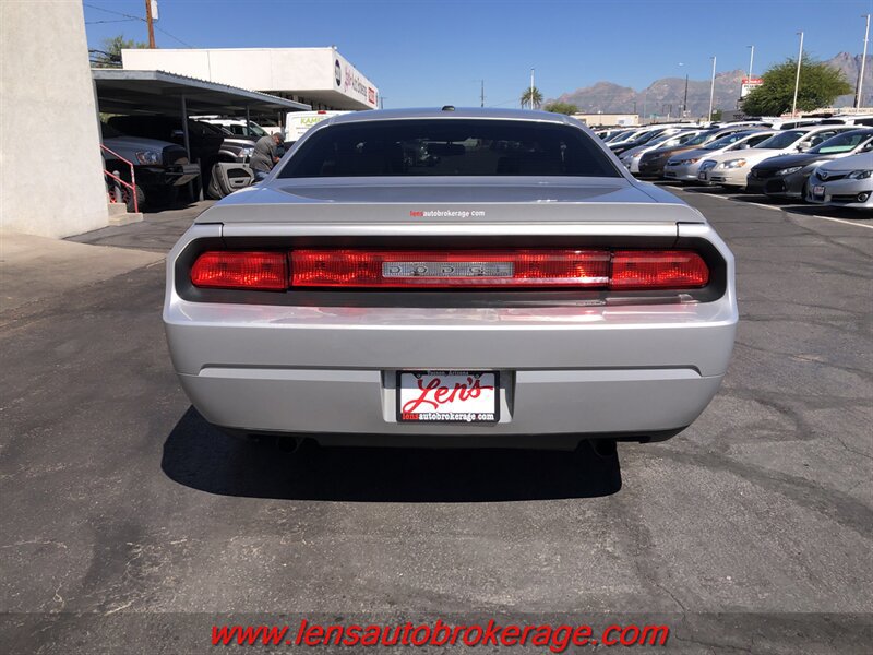 Used 2010 Dodge Challenger R/T RWD image 11