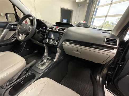 Used 2018 Subaru Forester 2.5i Limited image 28