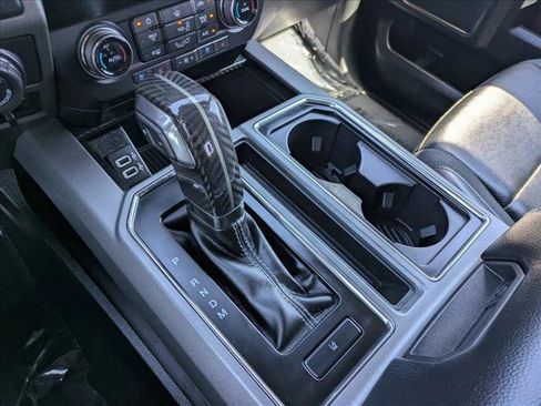 Used 2019 Ford F150 Raptor w/ Equipment Group 802A Luxury AWD/4WD image 11