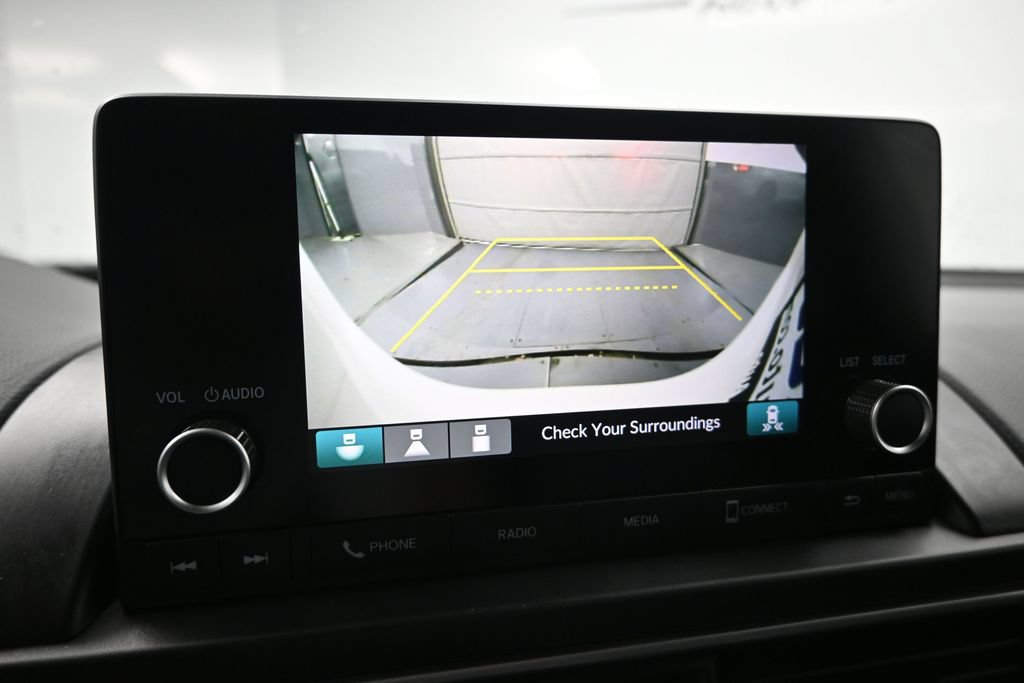 Used 2025 Honda Pilot Sport image 17