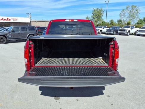 Used 2016 Ford F150 XLT w/ Equipment Group 302A Luxury image 8