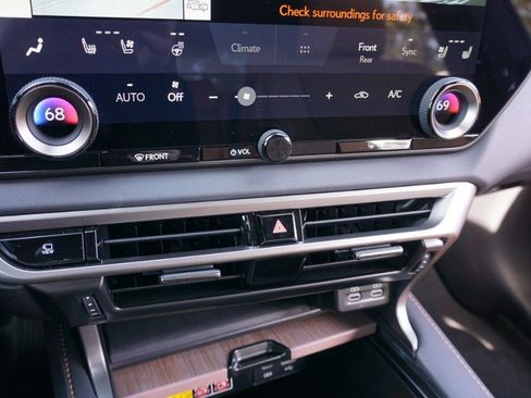 Certified 2025 Lexus RX 350 Premium image 18