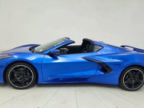 Used 2023 Chevrolet Corvette Stingray w/ Z51 Performance Package image 15