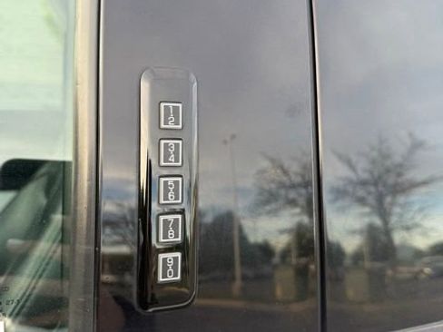 Used 2021 Ford F150 Lariat w/ FX4 Off-Road Package AWD/4WD image 12
