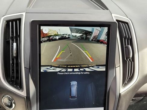 Used 2023 Ford Edge SEL AWD/4WD image 19