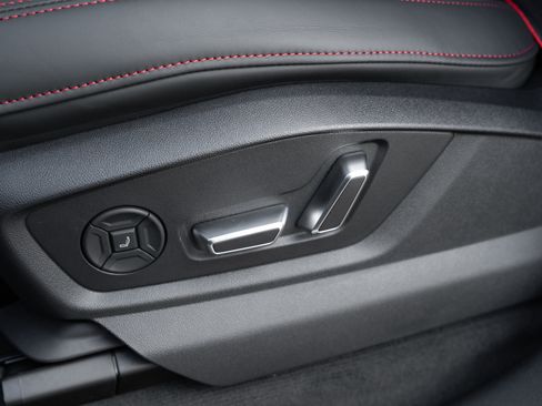 New 2026 Audi RS Q8 performance image 28