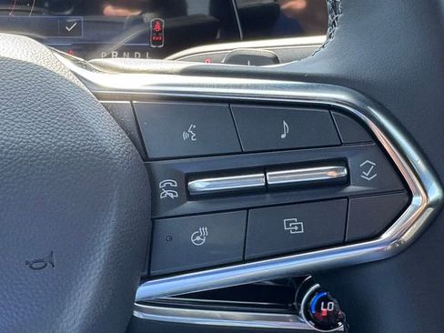 New 2026 Chevrolet Equinox LT FWD image 16
