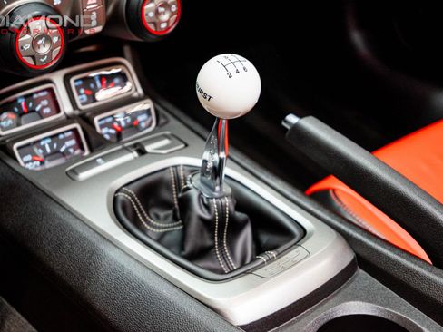 Used 2010 Chevrolet Camaro SS w/ LPO, Ground Effects Package image 17