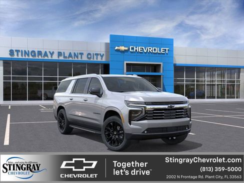 New 2025 Chevrolet Suburban Premier image 1