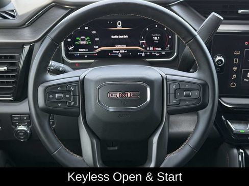Used 2024 GMC Sierra 2500 AT4 w/ AT4 Premium Plus Package AWD/4WD image 19